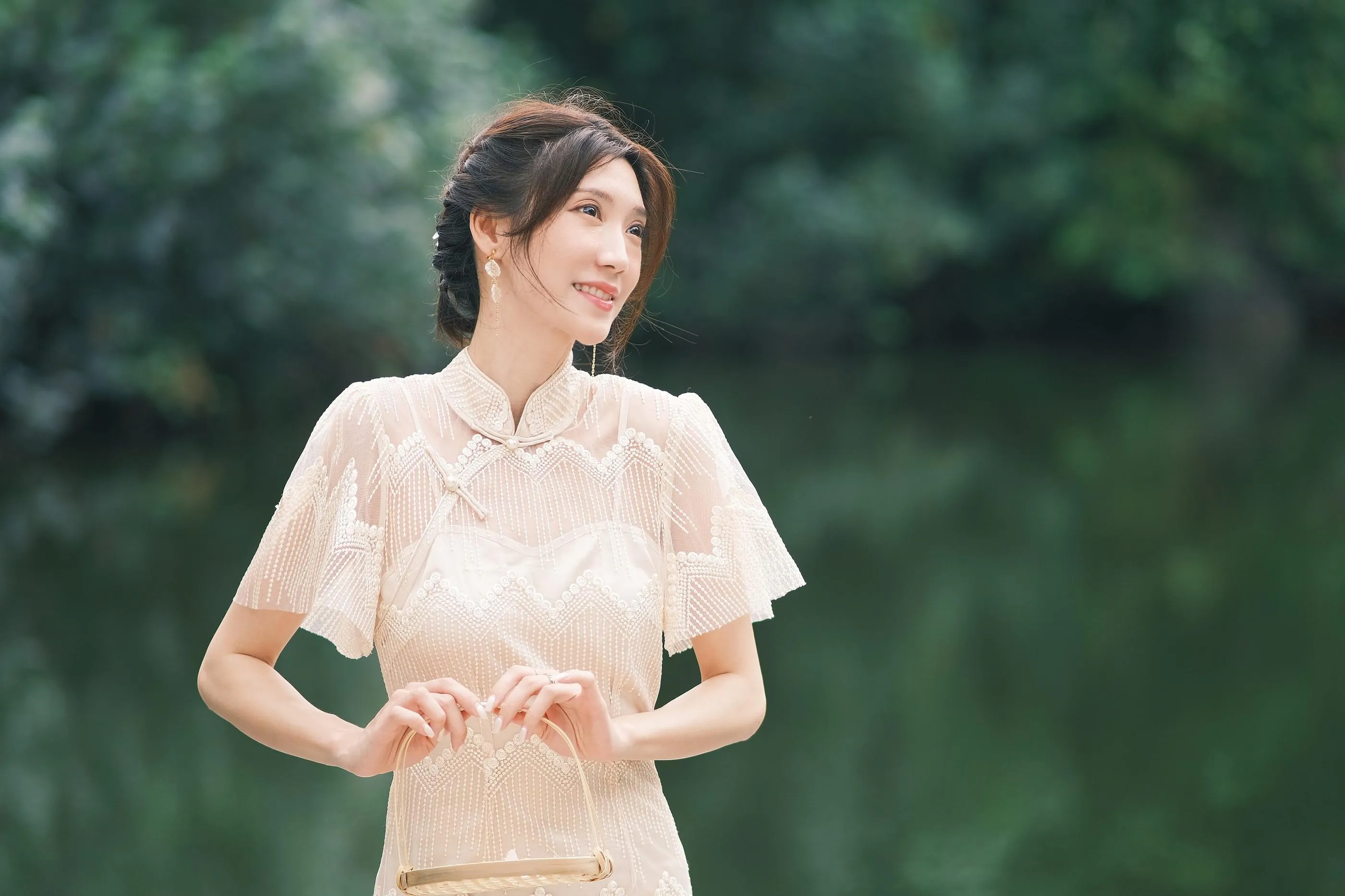 [YITUYU艺图语]2022.07.15 如画般的江南 子涵 [33P]插图1